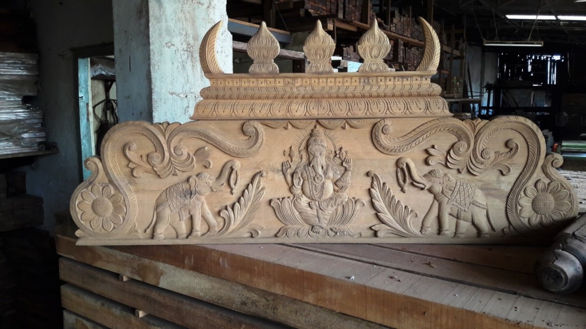 Arch Carving for Pooja Room