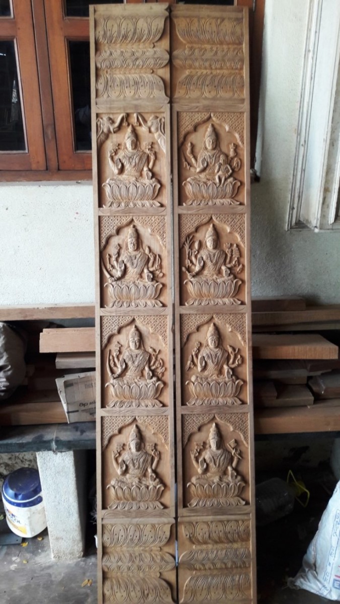 Side Carving for Pooja Room