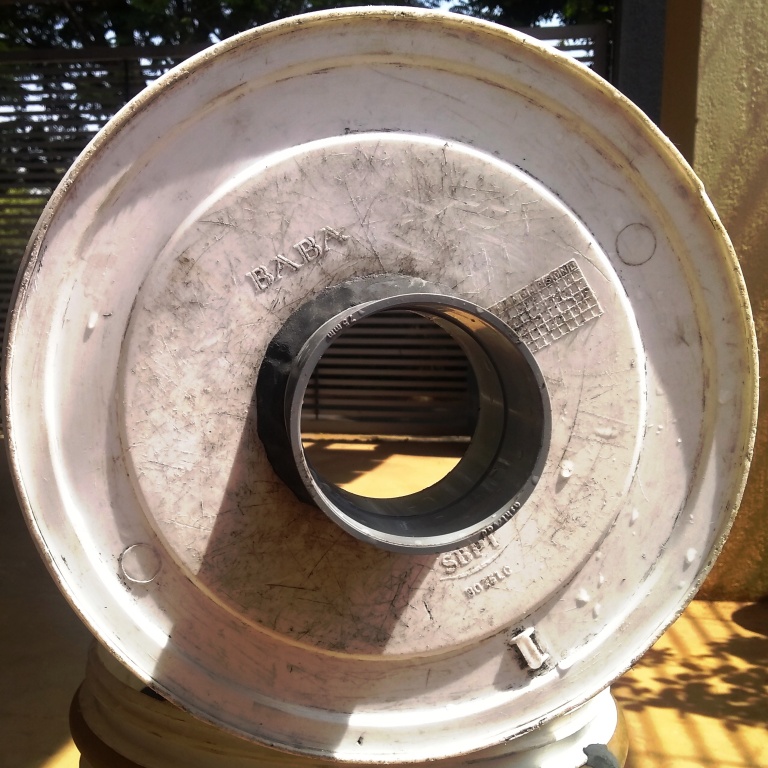 Bottom view of outer bucket with PVC collar pasted.jpg